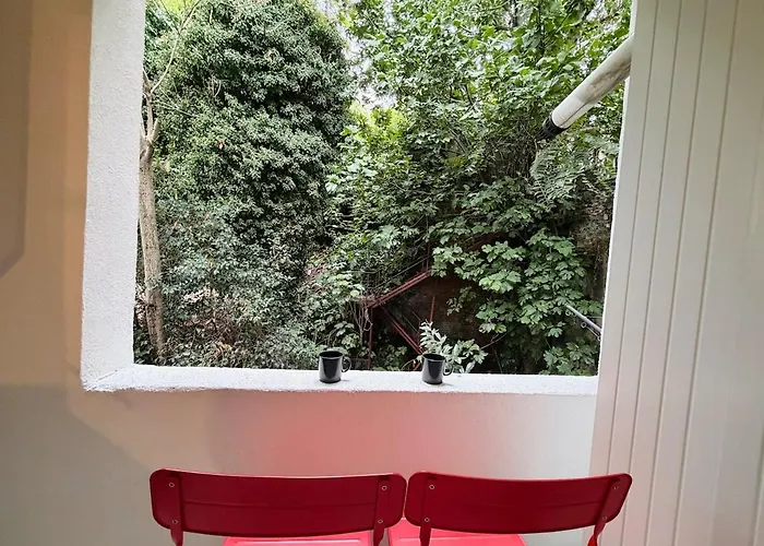 Apartment Cihangir Pop Art Hideaway *